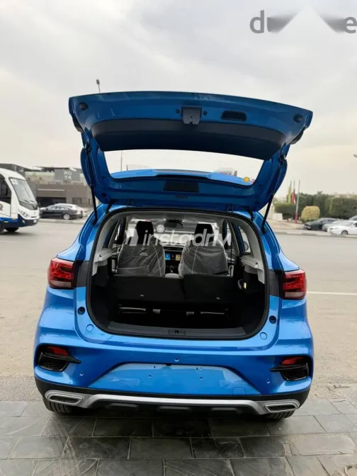 ام جى ZS 2026 أزرق غامق جديدة للبيع - 6