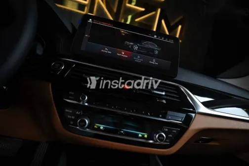 بي ام دبليو 520 2023 أسود مستعملة للبيع - 6