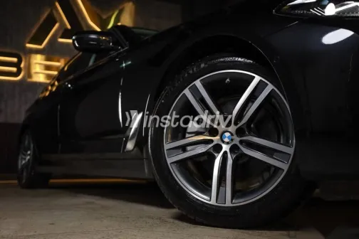 بي ام دبليو 520 2023 أسود مستعملة للبيع - 7