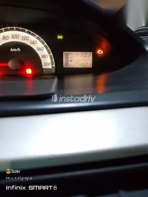 تويوتا ياريس 2008 أبيض مستعملة للبيع - 4