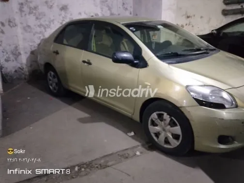 تويوتا ياريس 2008 أبيض مستعملة للبيع - 7