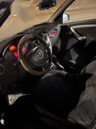 رينو لوجان 2010 بني مستعملة للبيع