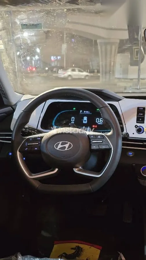 Hyundai Elantra 2025 Gray New for Sale - 7