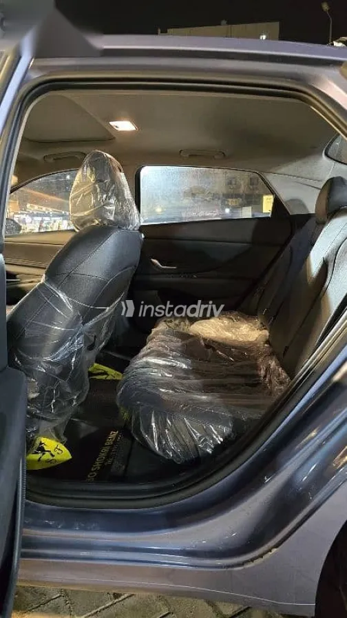 Hyundai Elantra 2025 Gray New for Sale - 8