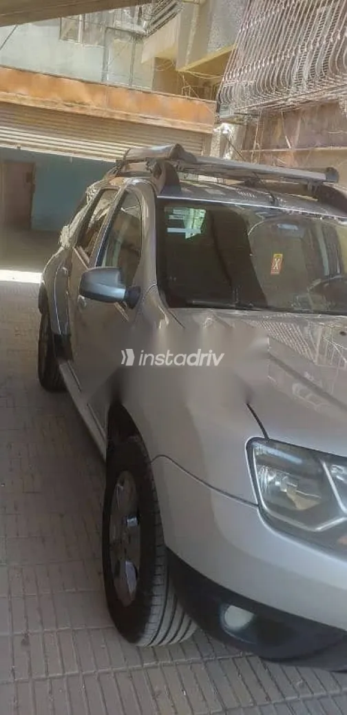 Renault Duster 2015 Silver Used for Sale - 1