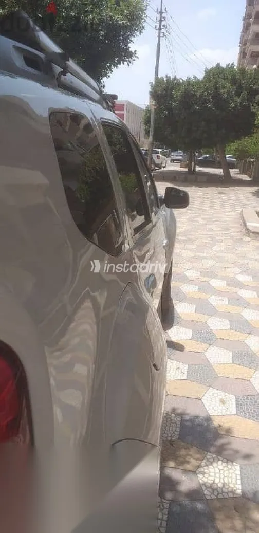 Renault Duster 2015 Silver Used for Sale - 7