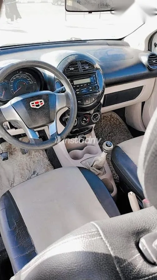 جيلي باندينو 2015 أبيض مستعملة للبيع - 6