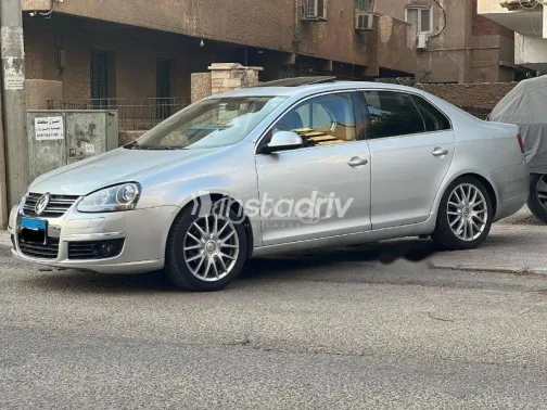 فولكس فاغن جيتا 2010 فضي مستعملة للبيع - 3