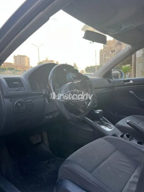 فولكس فاغن جيتا 2010 فضي مستعملة للبيع - 5