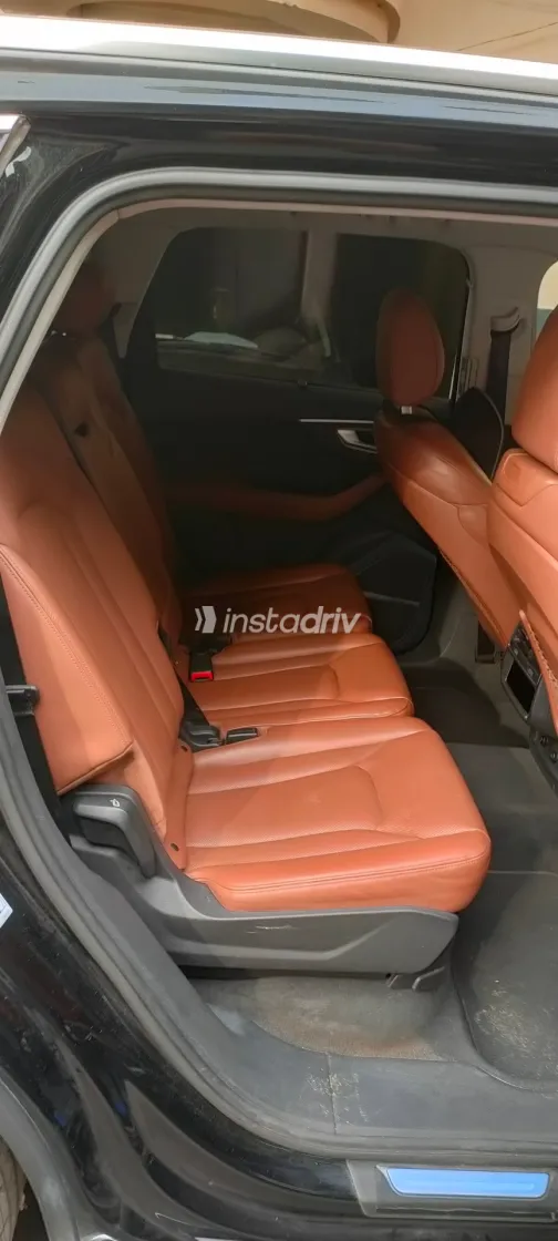 اودي Q7 2022 أبيض مستعملة للبيع - 2