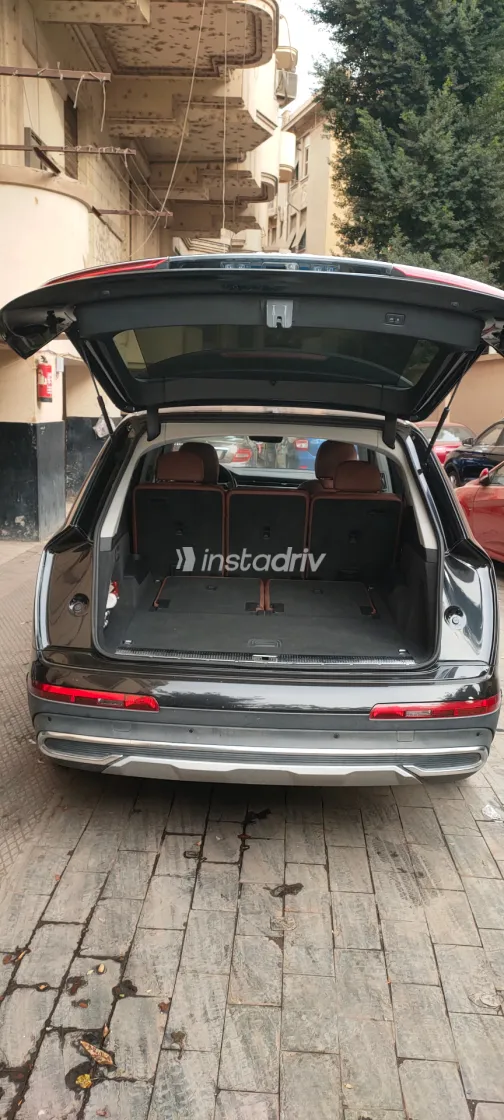 اودي Q7 2022 أبيض مستعملة للبيع - 6