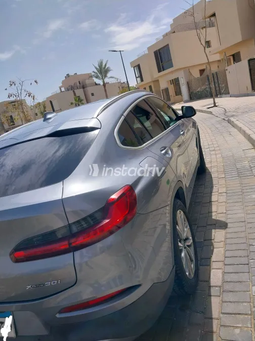بي ام دبليو X4 2020 أبيض مستعملة للبيع - 4