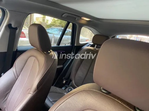 بي ام دبليو X1 2020 أبيض مستعملة للبيع - 4