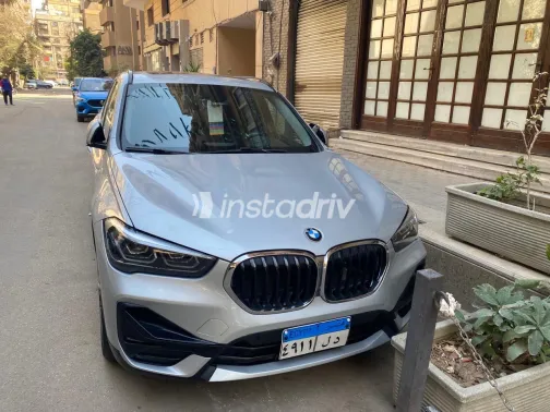 بي ام دبليو X1 2020 أبيض مستعملة للبيع - 6