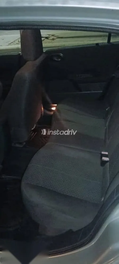 رينو ميجان 2006 فضي مستعملة للبيع - 4