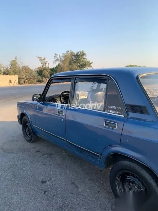 لادا 2107 2007 أزرق غامق مستعملة للبيع - 3