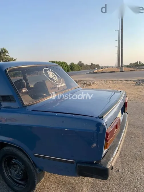 لادا 2107 2007 أزرق غامق مستعملة للبيع - 4