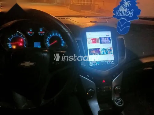 شيفروليه كروز 2010 أبيض مستعملة للبيع - 2