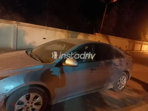 شيفروليه كروز 2010 أبيض مستعملة للبيع - 3