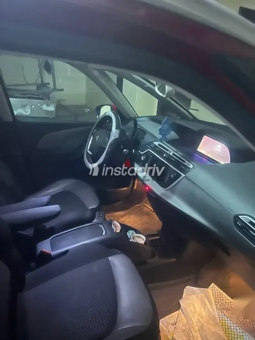 Citroën C4 2020 Red Used for Sale - 5