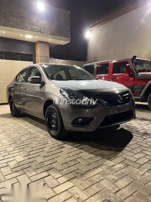 نيسان صنى 2026 رمادي جديدة للبيع - 2