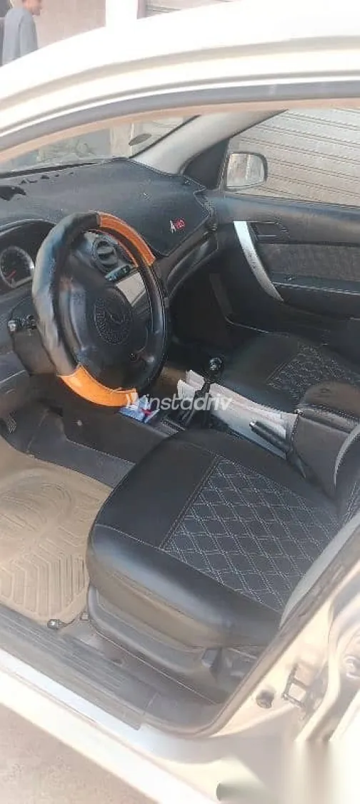 Chevrolet Aveo 2013 Silver Used for Sale - 5