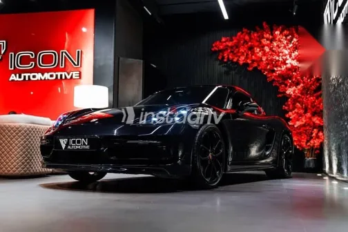 بورش كايمان 2024 أسود مستعملة للبيع - 3