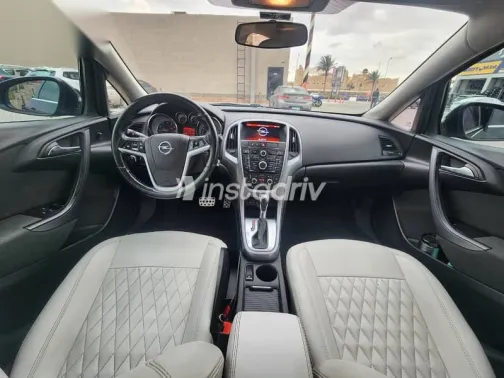 اوبل أسترا 2021 أسود مستعملة للبيع - 5