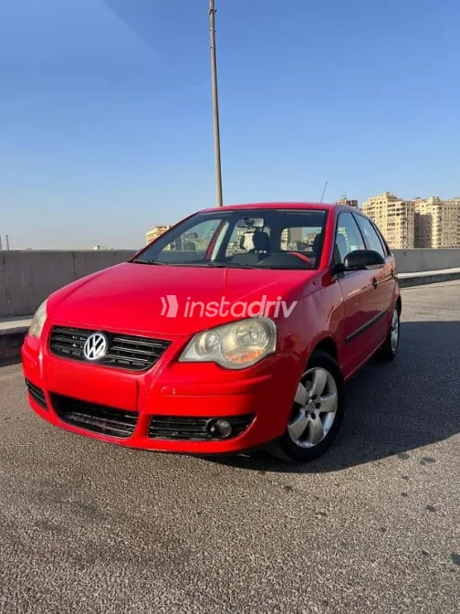 فولكس فاغن بولو 2009 أحمر مستعملة للبيع - 1