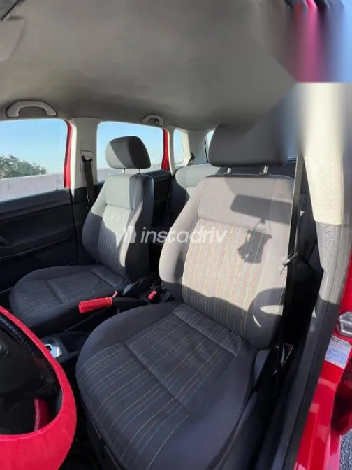 فولكس فاغن بولو 2009 أحمر مستعملة للبيع - 6