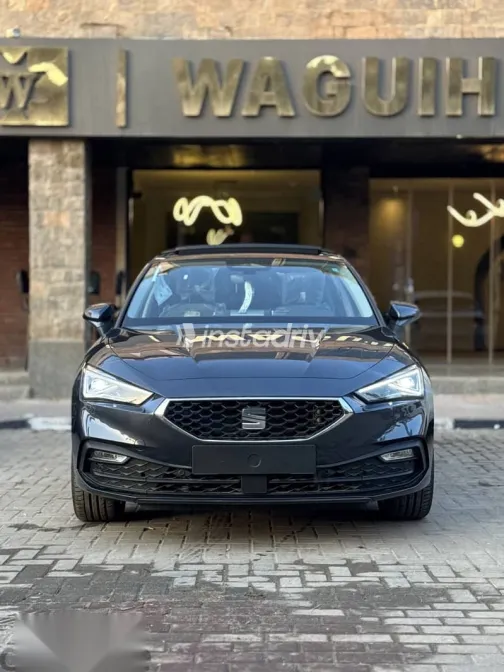 سيات ليون 2026 رمادي جديدة للبيع - 2