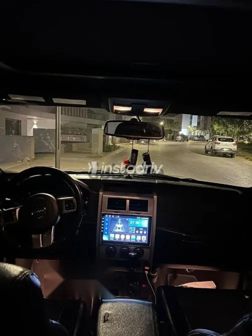 Jeep Cherokee 2012 Gray Used for Sale - 1