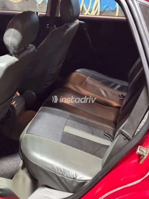 اوبل فيكترا 1997 أحمر مستعملة للبيع - 10