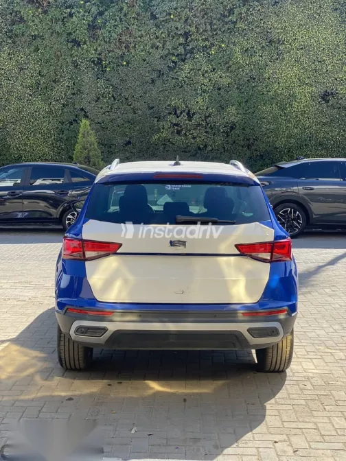 سيات اتيكا 2026 أزرق غامق جديدة للبيع - 6