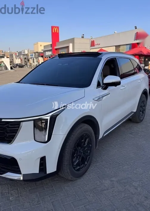 Kia Sorento 2024 White New for Sale - 4