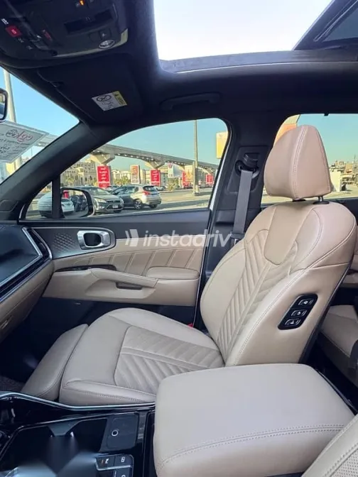 Kia Sorento 2024 White New for Sale - 6