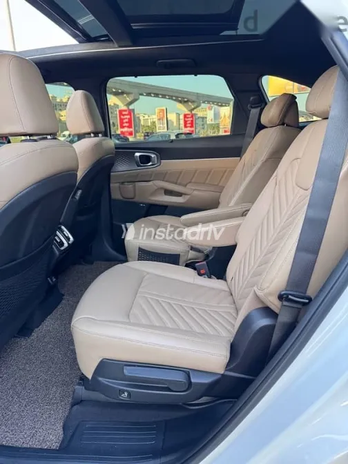 Kia Sorento 2024 White New for Sale - 7