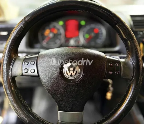 فولكس فاغن جيتا 2009 رمادي غامق مستعملة للبيع - 3