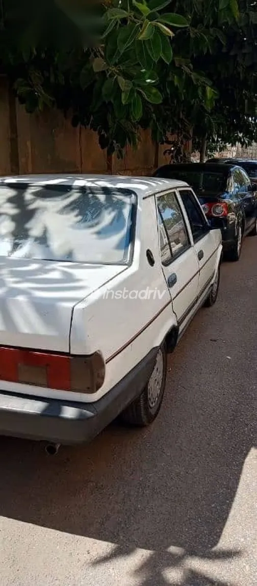 فيات شاهين 1999 أبيض مستعملة للبيع - 5