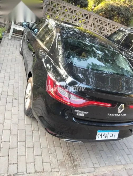 رينو ميجان 2022 أسود مستعملة للبيع - 8