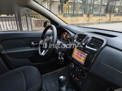 رينو لوجان 2019 أسود مستعملة للبيع - 3