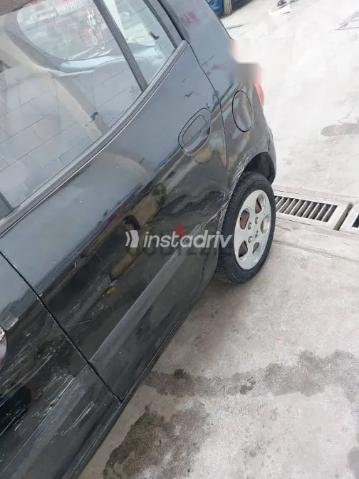 كيا بيكانتو 2010 أسود مستعملة للبيع - 1