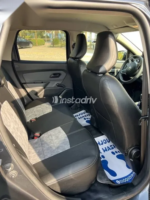 رينو داستر 2022 رمادي مستعملة للبيع - 8