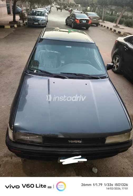 تويوتا كورولا 1989 أبيض مستعملة للبيع - 5