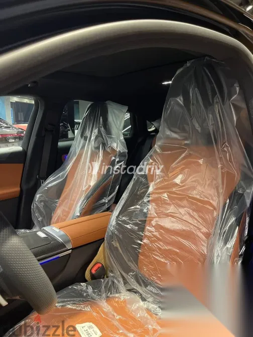 مرسيدس GLC 300 2026 أسود جديدة للبيع - 8