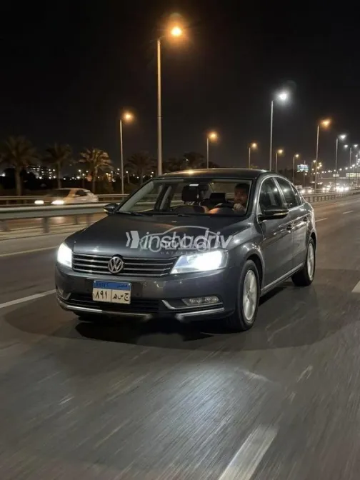 Volkswagen Passat 2012 Petroleum Used for Sale - 1