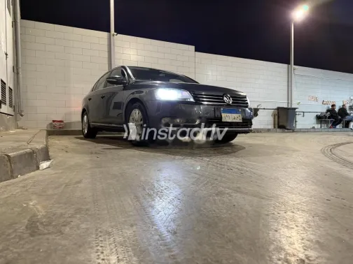 Volkswagen Passat 2012 Petroleum Used for Sale - 5