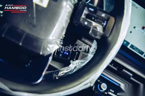 هيونداي سانتافى 2025 أسود جديدة للبيع - 6