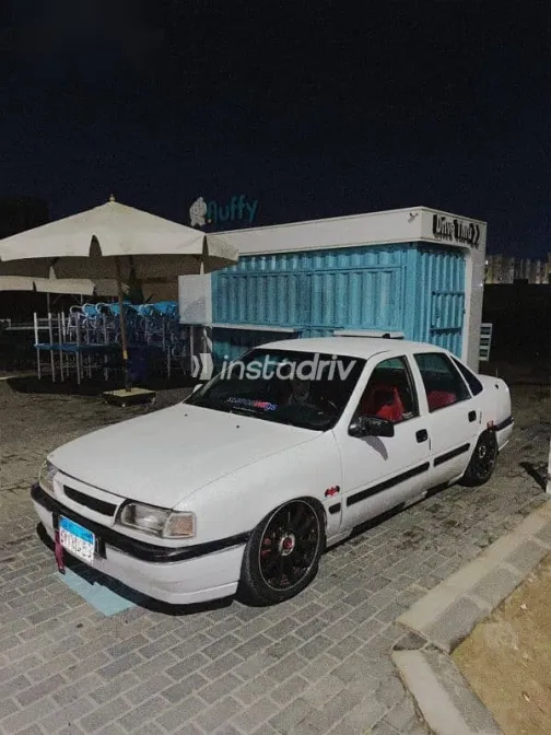Opel Vectra 1994 White Used for Sale - 3