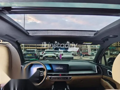 Kia Sorento 2025 White Used for Sale - 8